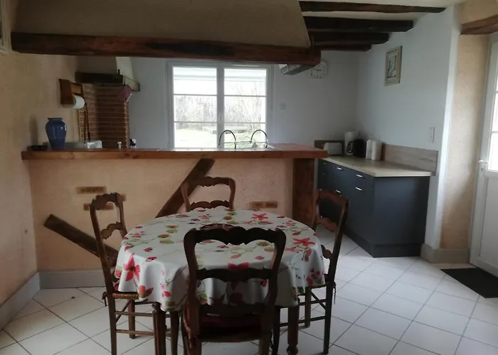 Charmante Longère 80m² à 6km Des Thermes - Terrasse, Jardin, Barbecue, Animaux Acceptés - Fr-1-541-31 La Roche-Posay